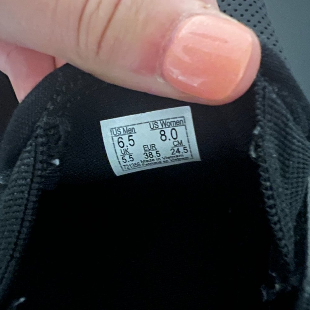 Vans - Picture 5 of 6